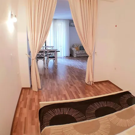 Diamamnt Residence Ap 11B ساني بيتش